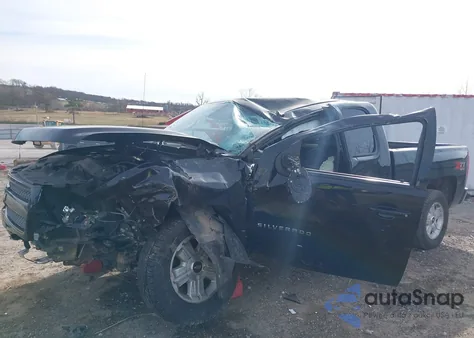 2011 Chevrolet Silverado 1500 Ltz z USA, uszkodzony, nr VIN 1GCRKTE33BZ267394